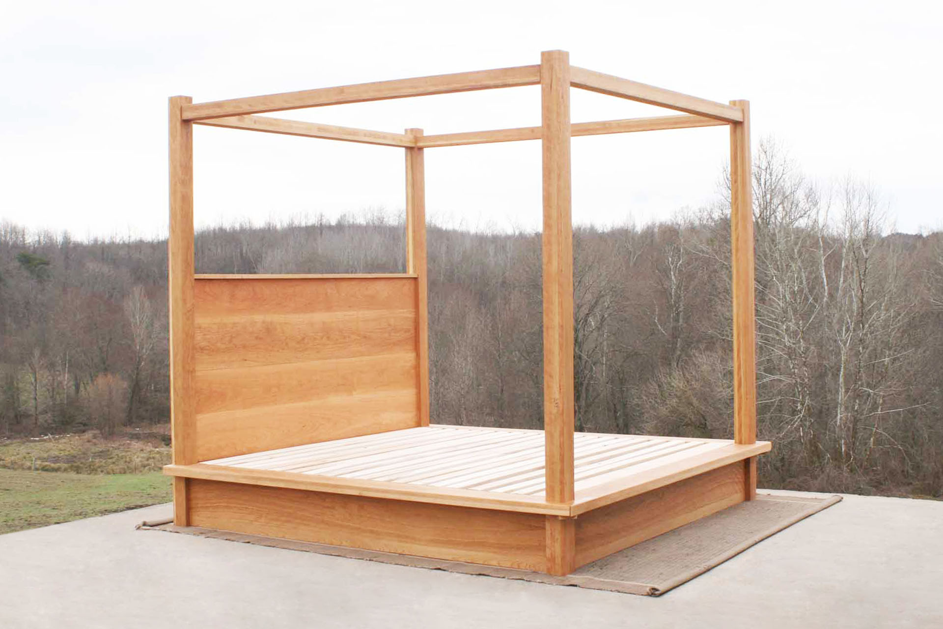 Canopy Bed with large rails and flat headboard ccfwv1