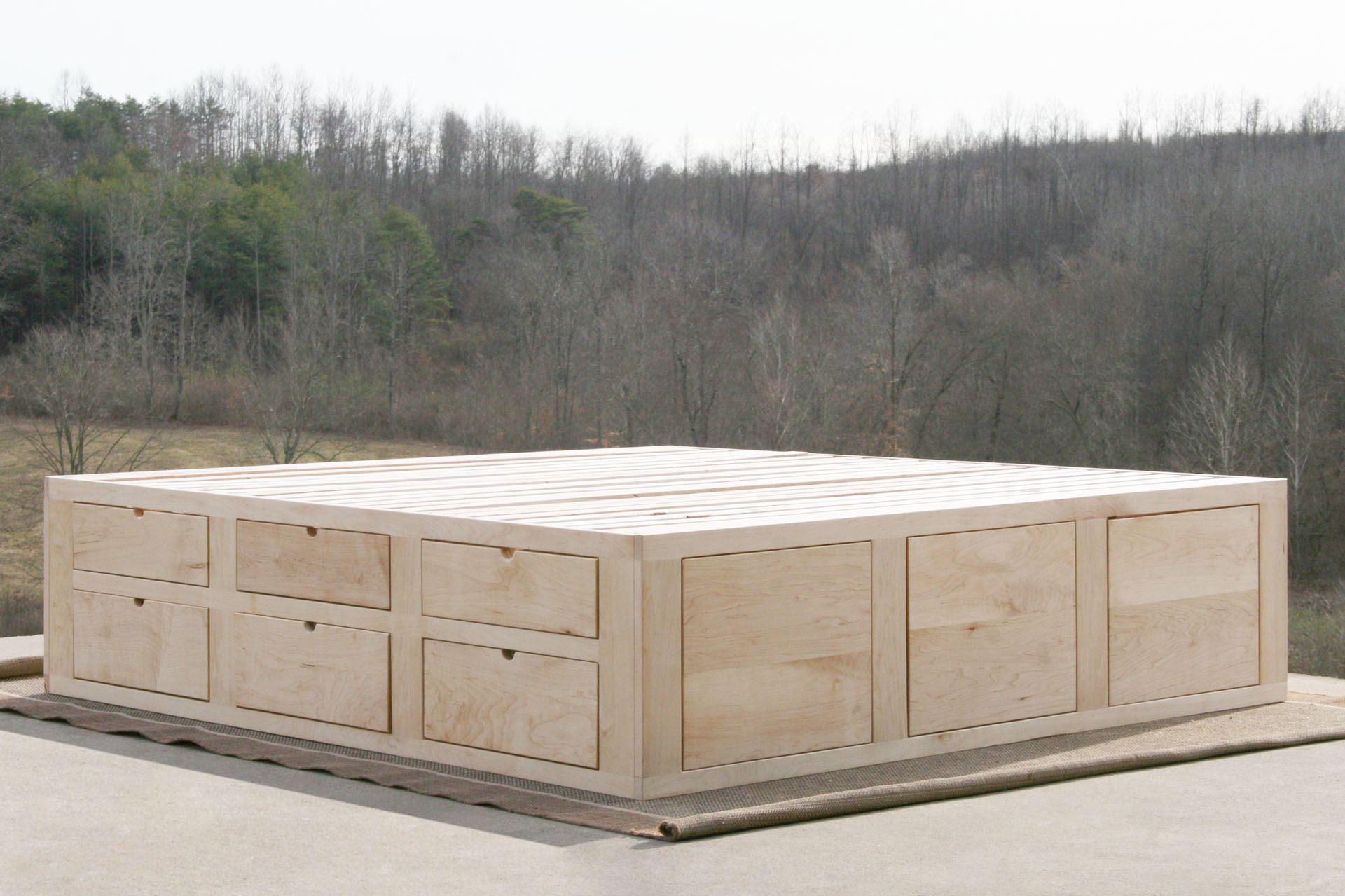 Mates bed with 6 drawers on 1 side NdFnN01