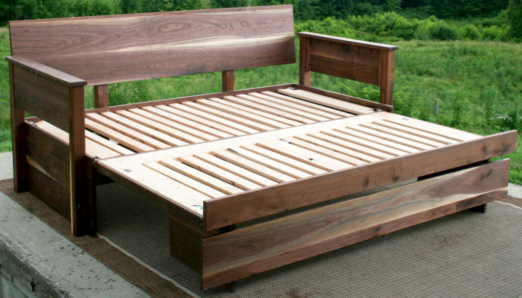 daybed with trundle