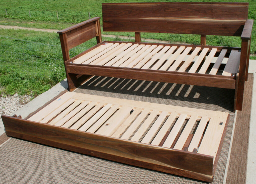 daybed with trundle front view trundle extended