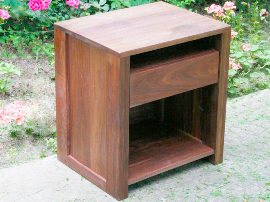 1 drawer nightstand bt210a