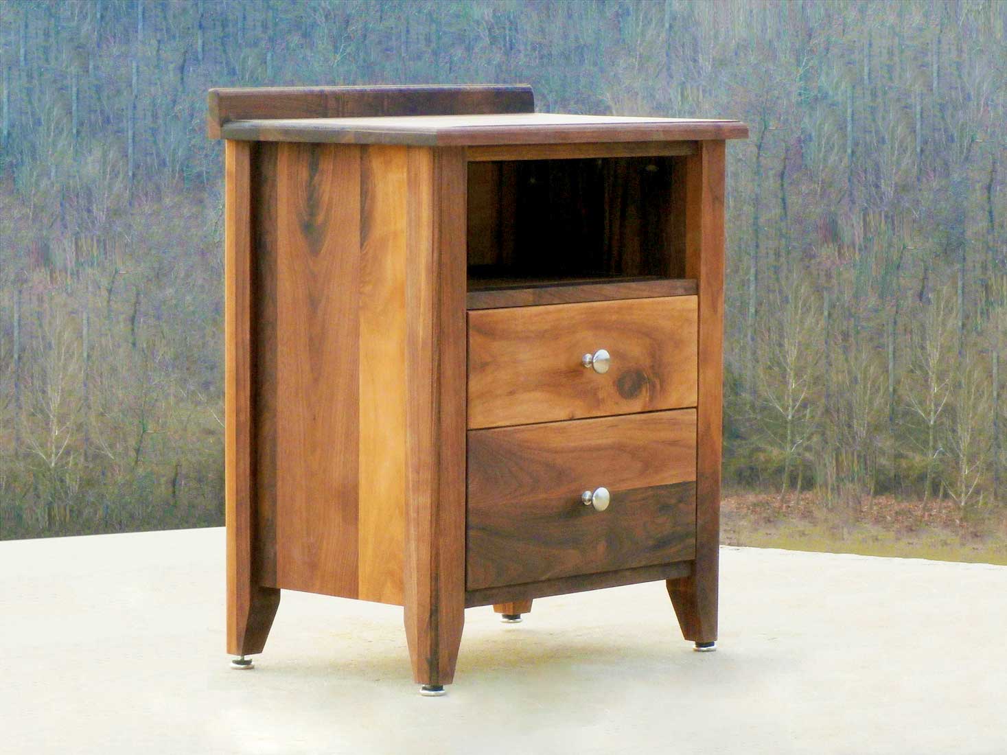 Nightstand with 2 drawers and 1 shelf bt120b
