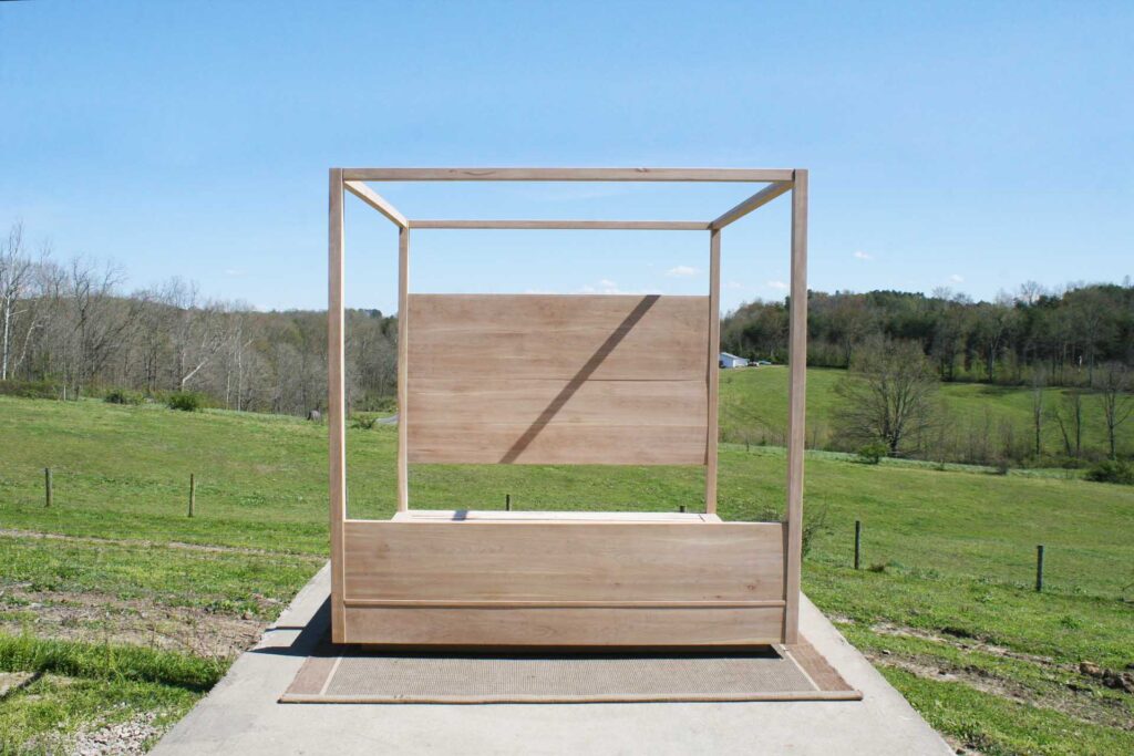 full canopy bed