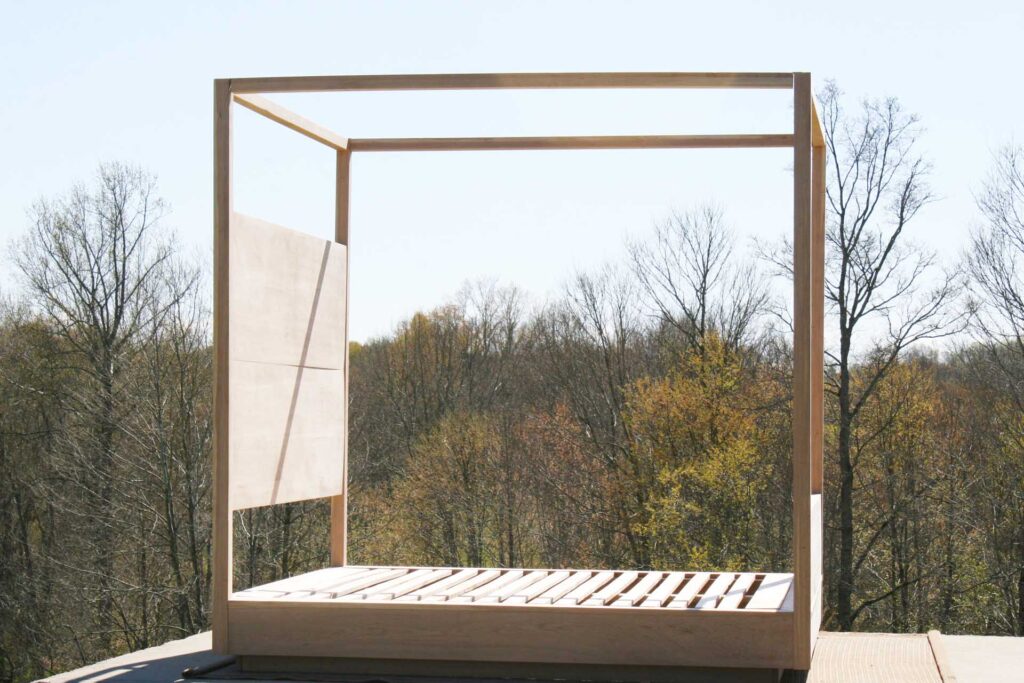 full canopy bed
