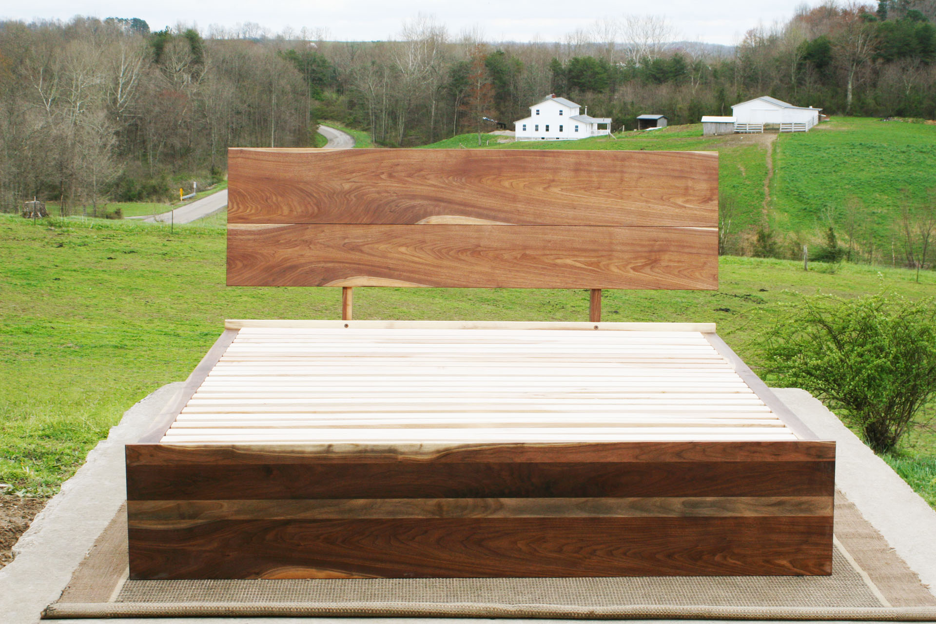 Low Storage Bed with 6 drawers and angled headboard ndfss04