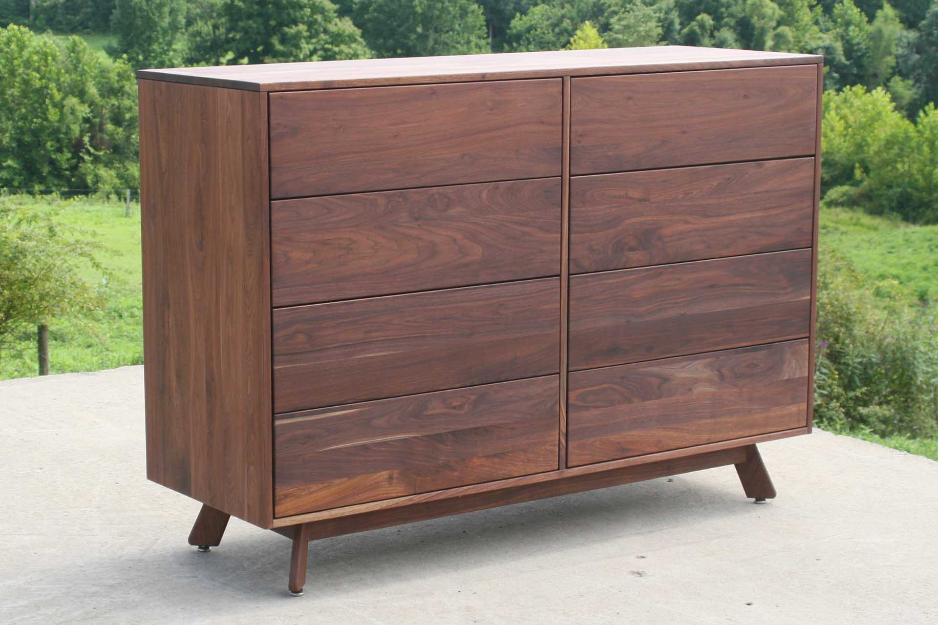 Modern dresser with angled legs X6320fs
