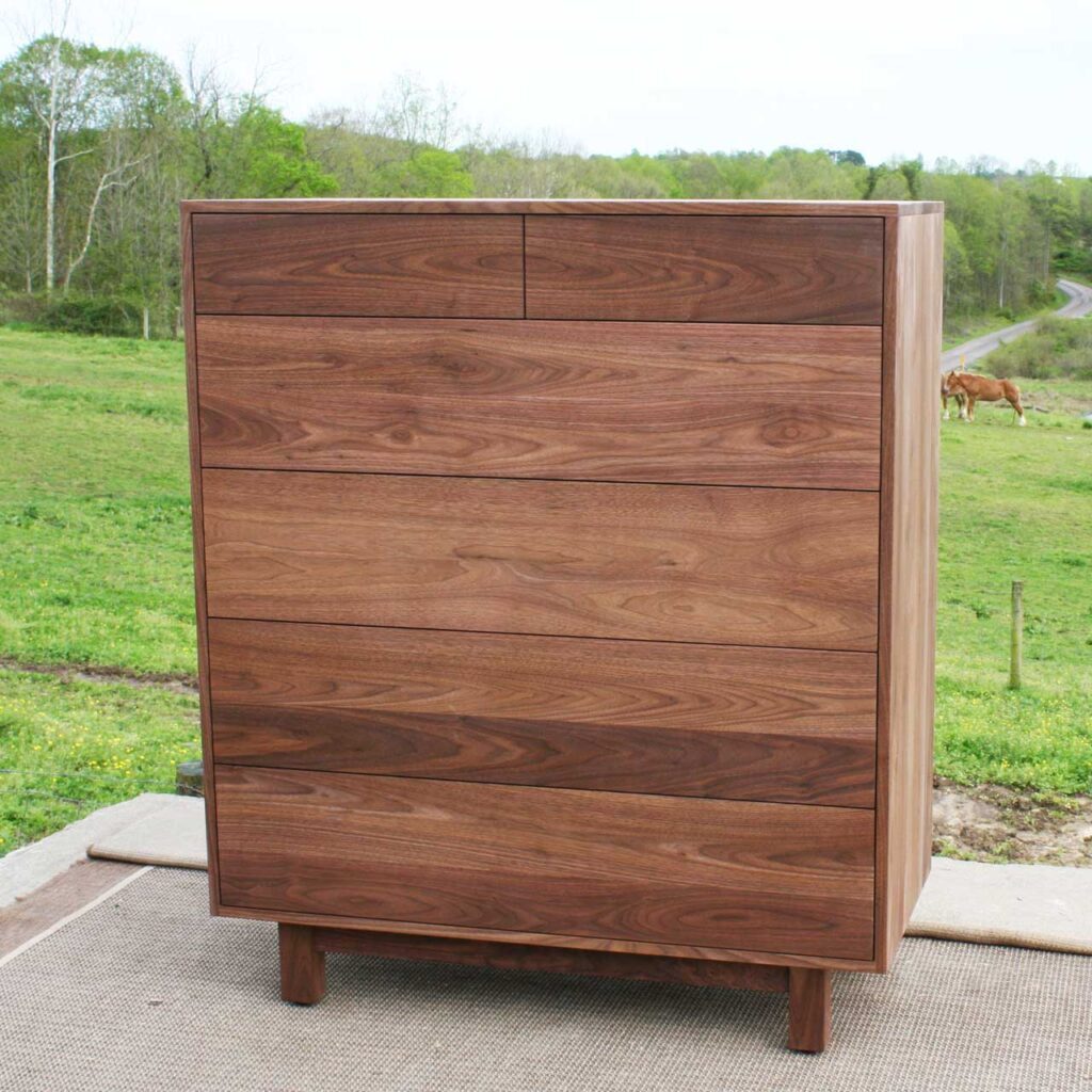 6 drawer dresser rotated view
