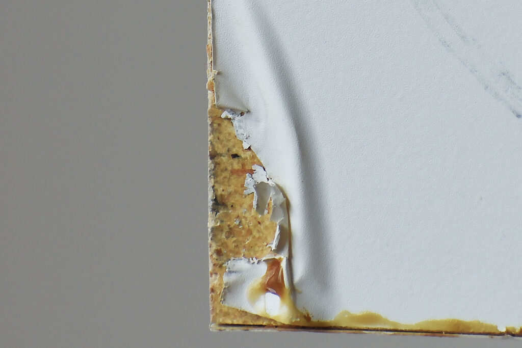 damaged shelf corner