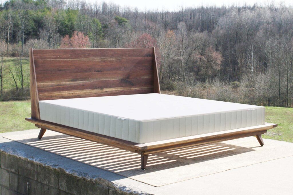 Can adults sleep on trundle beds?, Can adults sleep on trundle beds?