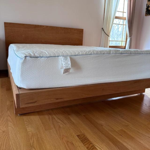 Click to view full screen cantilever platform bed