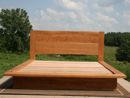 Click to view full screen Platform bed with tall headboard and wide sides NcFwV01 photo review