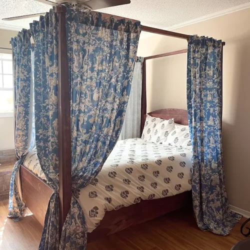 Click to view full screen Canopy Bed with Two Part Headboard and Tapered Posts cbrnv2 photo review