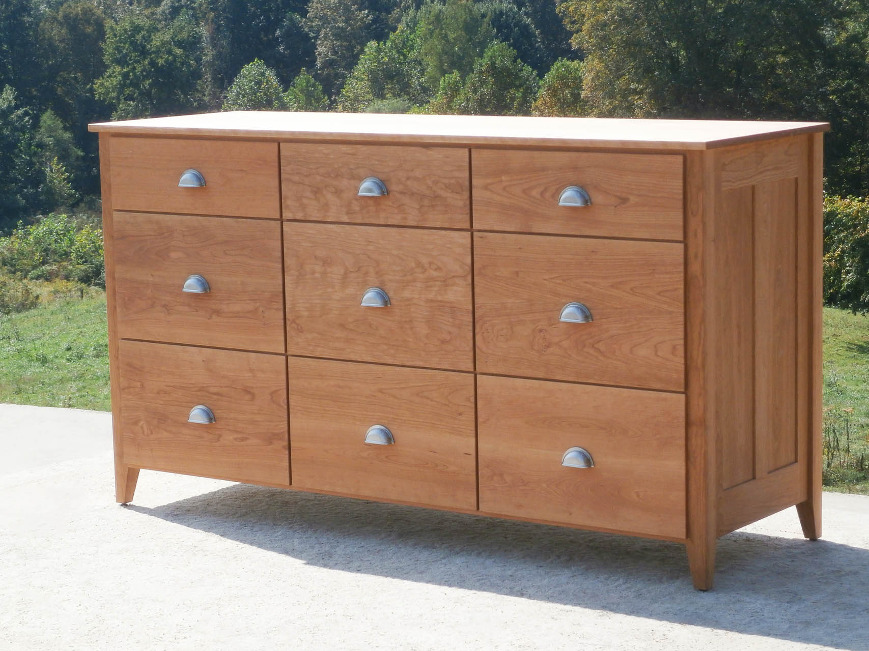 9 Drawer Dresser with Flat Panel Overlap Drawers X9330p