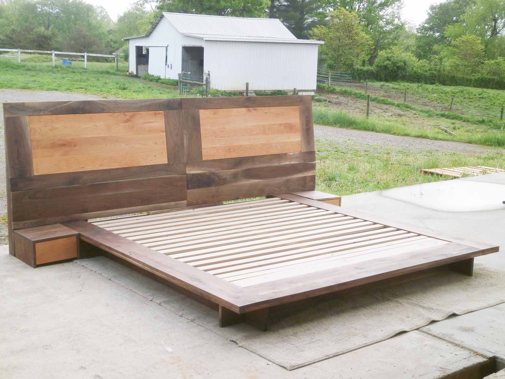 Low platform bed with side tables NcFwS01